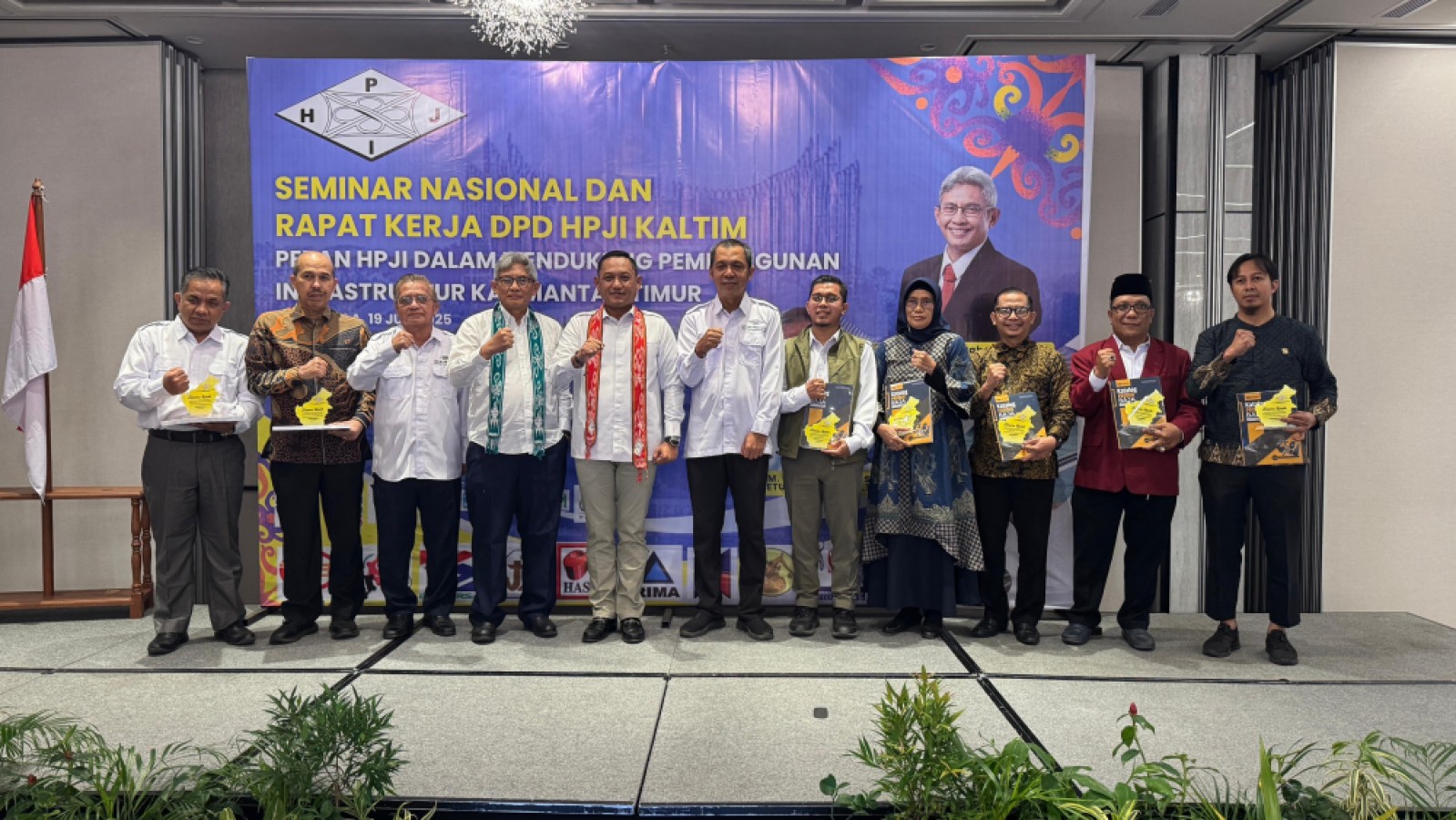 Seminar Nasional dan Raker DPD HPJI Kaltim, Wagub Seno: Infrastruktur Tulang Punggung Pembangunan