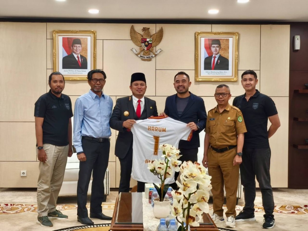 Gubernur Harum Terima Audiensi Borneo FC