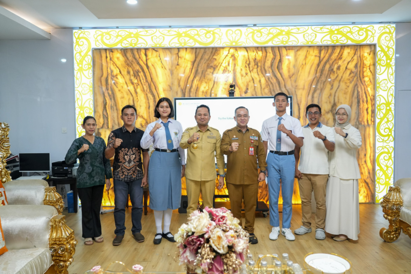 Gubernur Harum Lepas Paskibraka Kaltim untuk Istana Jakarta