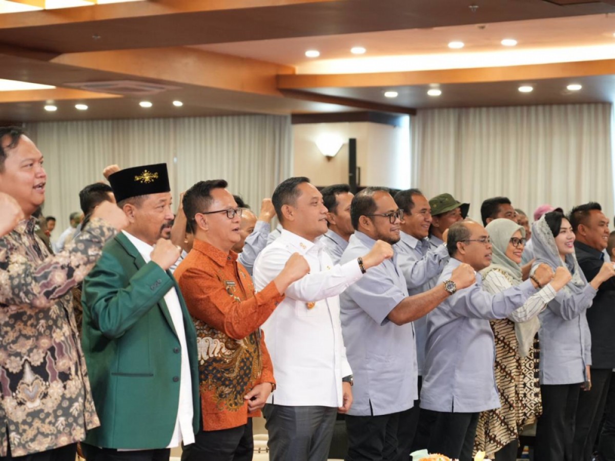 Pelantikan DPP FPKS Kaltim, Wagub Seno: Petani Sawit Harus Lebih Modern