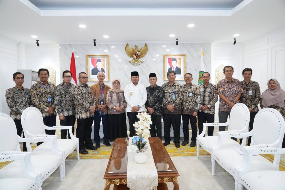 Terima Audiensi PD Perpamsi Kaltim, Gubernur Harum: Pemenuhan Air Bersih Masuk dalam SPM
