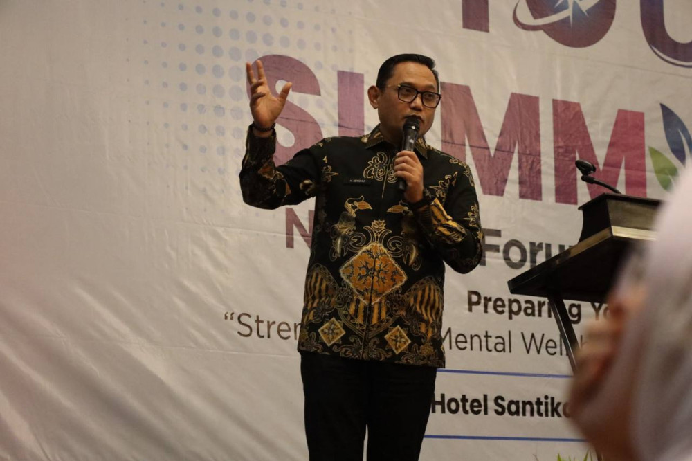 Wagub Seno Paparkan Gratispol Pendidikan di Forum Nasional Youth Summit 2026