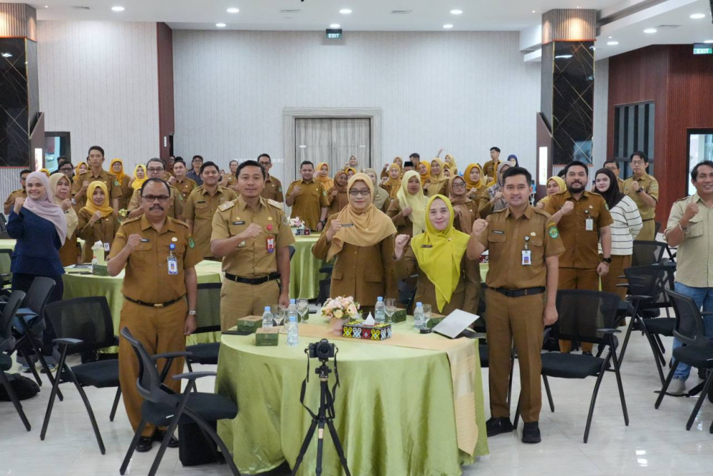 Rakortek DPMPD se-Kaltim, Sekda Sri Tekankan Sinergi Turunkan Kemiskinan