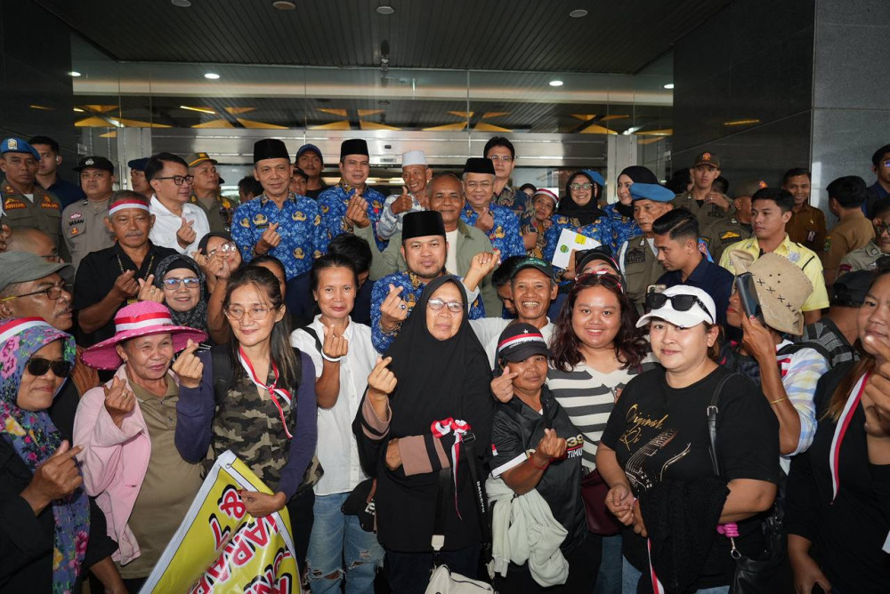 Terima Unjuk Rasa Terkait Konflik HGU Sejumlah Daerah di Kaltim, Gubernur : Kami Bersama Rakyat