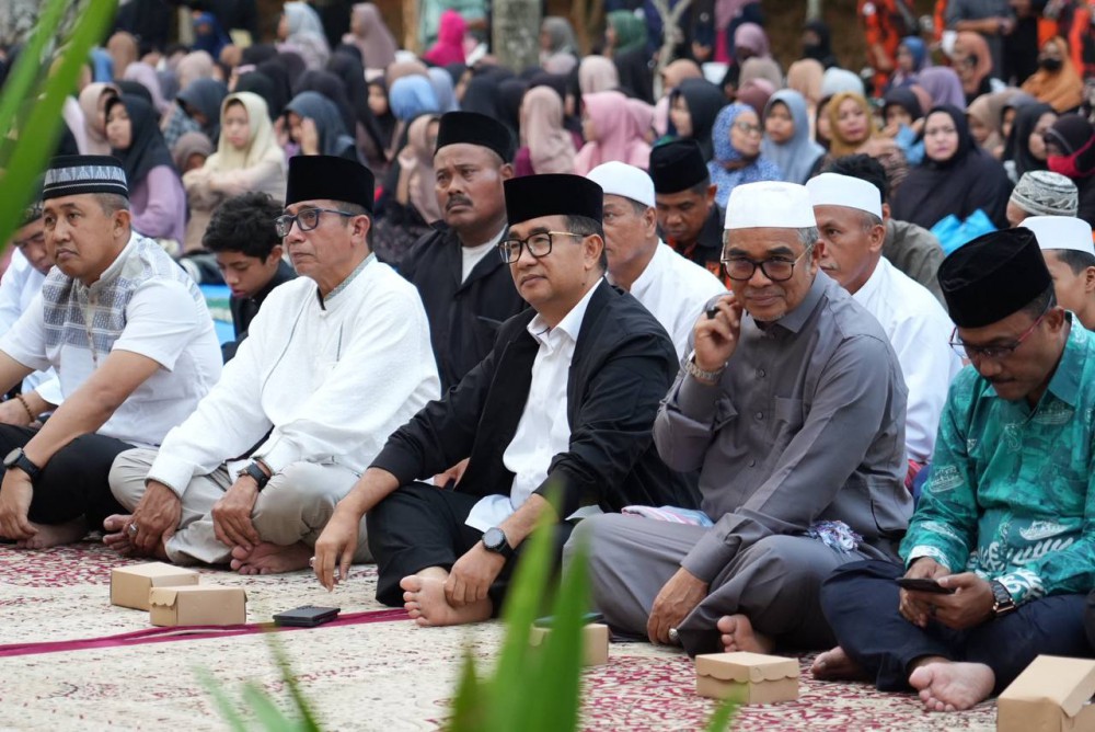 Buka Puasa Bersama Santri Ponpes Nabil Husein