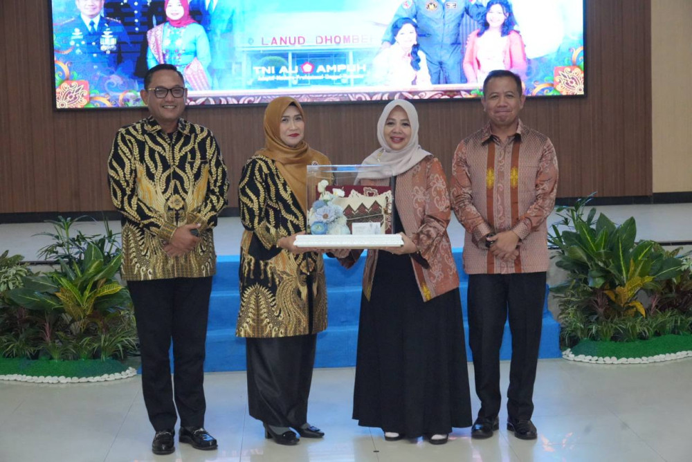 Kenal Pamit dan Pisah Sambut Danlanud Dhomber