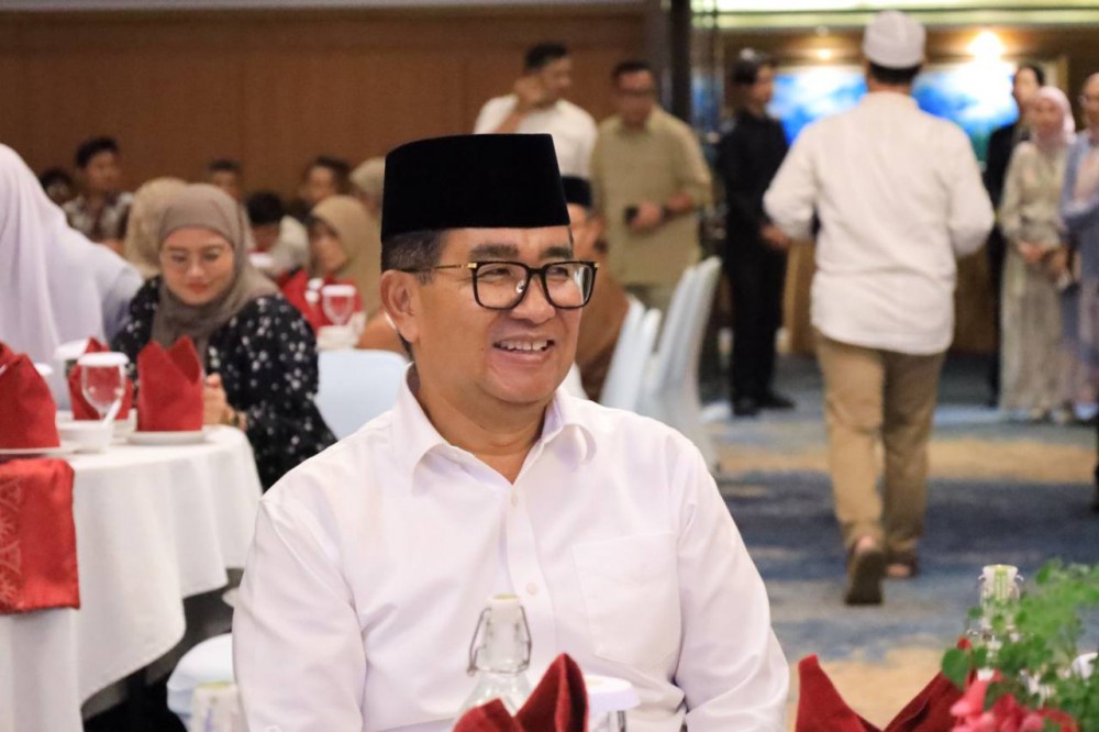 Pj Gubernur Teken Insentif Hari Raya Pegawai Honorer