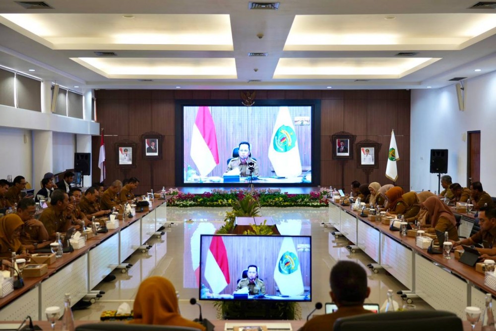 Morning Briefing Kepala Perangkat Daerah Pemprov Kaltim, Gubernur Harum: APBD Bukan Sekadar Angka, Tapi Amanah Rakyat